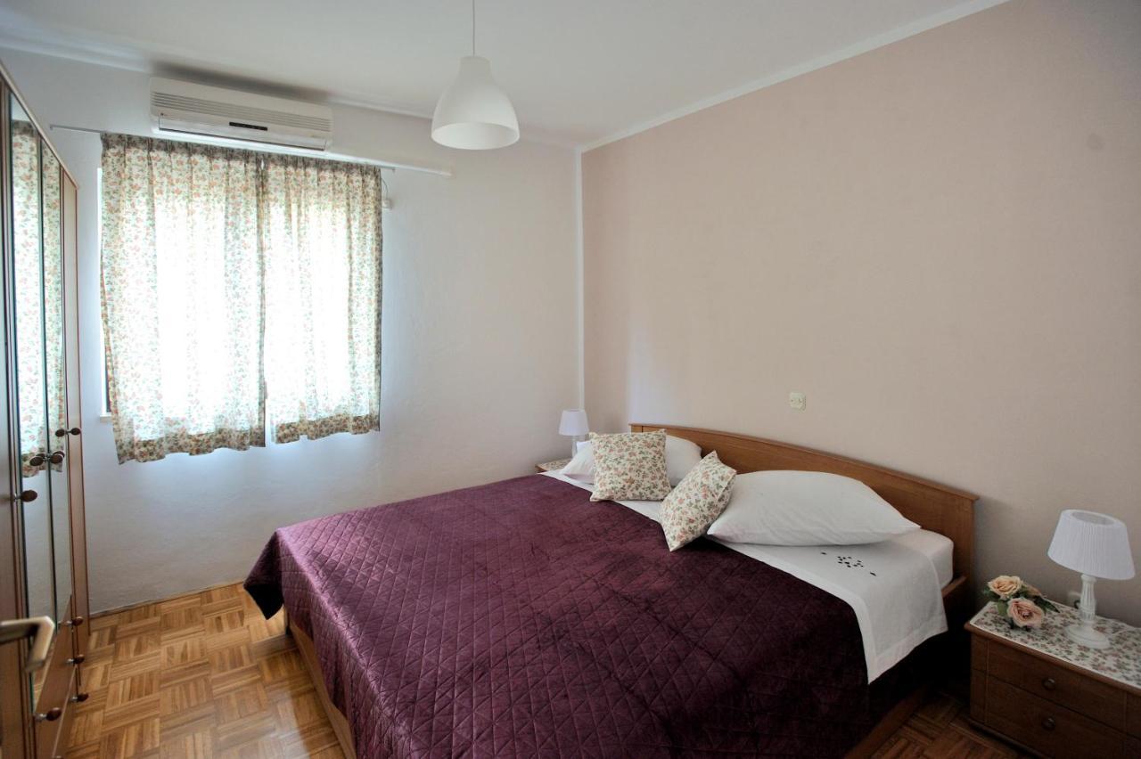 Apartment Vinja Porec - Privat Garden - Whirlpool Luaran gambar