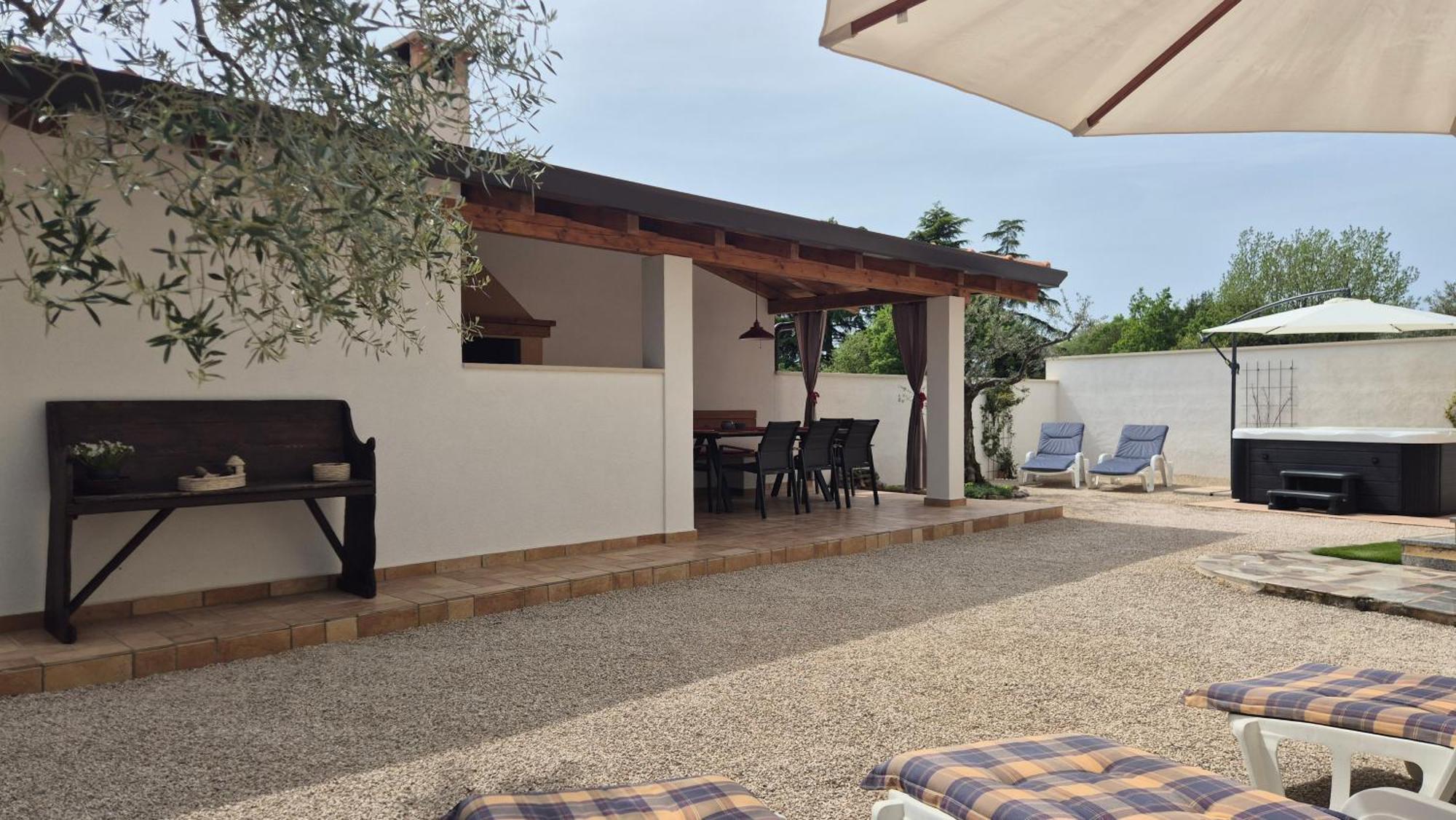 Apartment Vinja Porec - Privat Garden - Whirlpool Luaran gambar